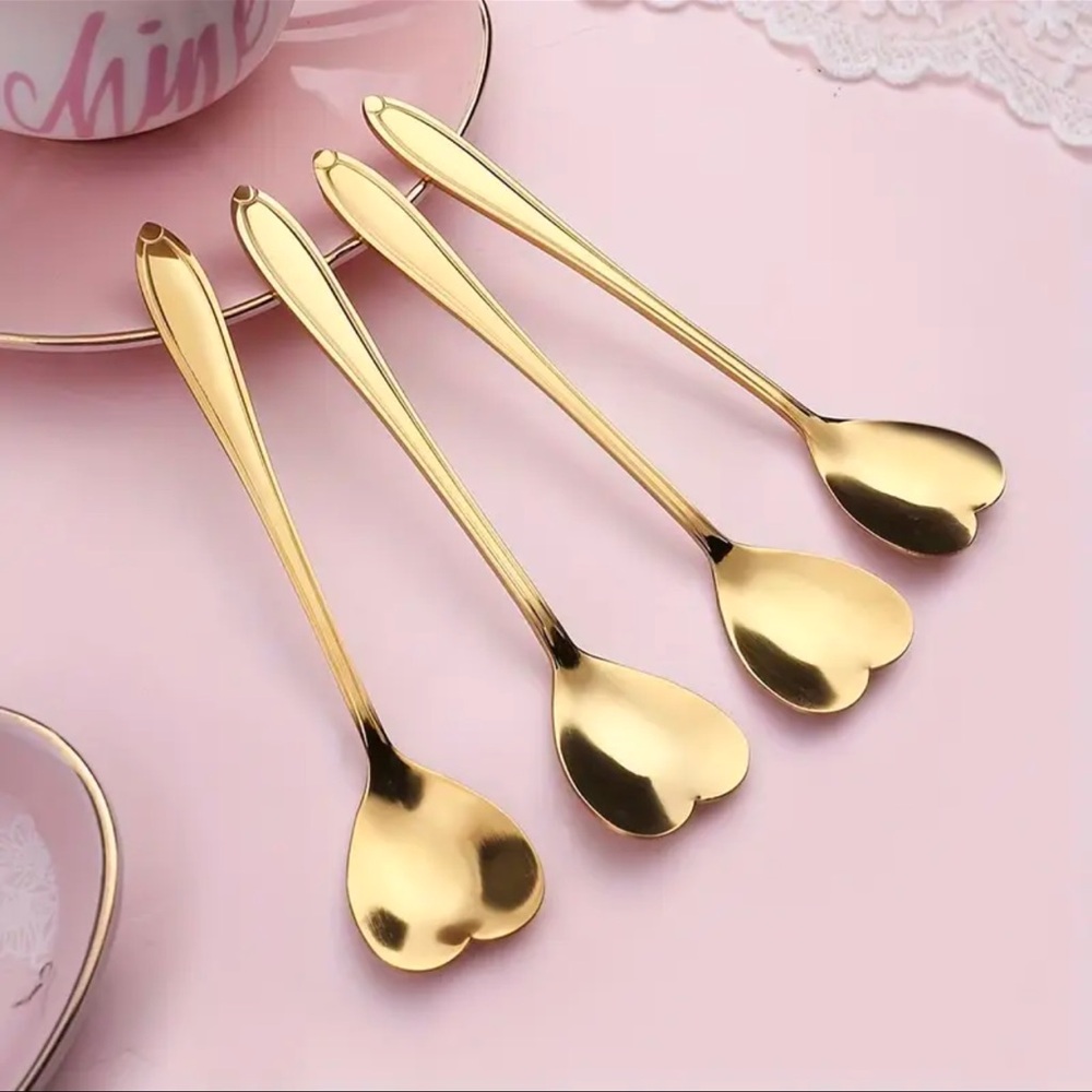 Gold Heart Spoon 10 Piece Set - Picture 2 of 3